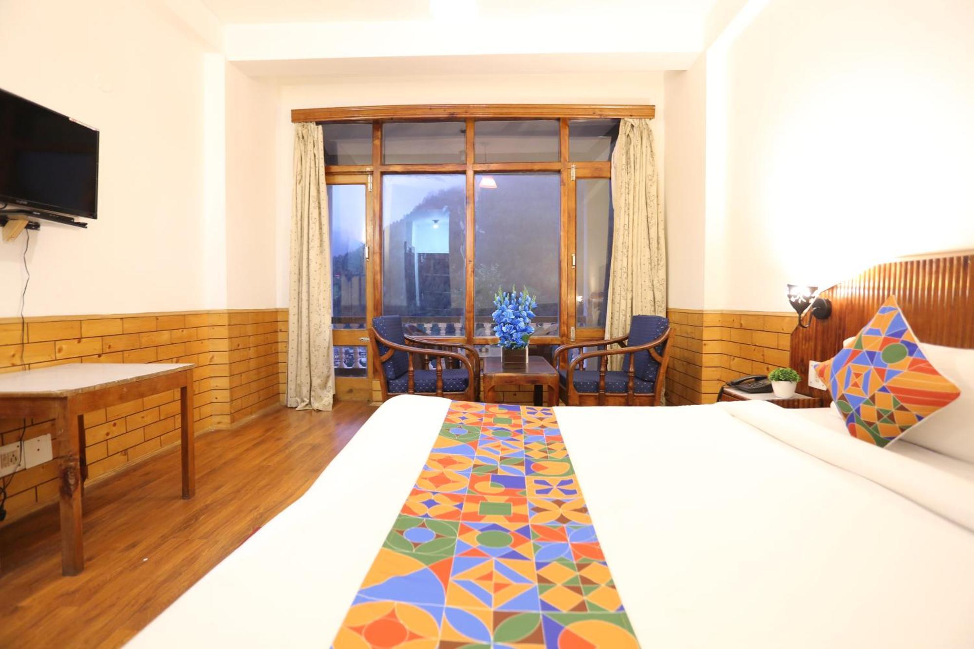 Hotel Surbhi Vashist Buitenkant foto