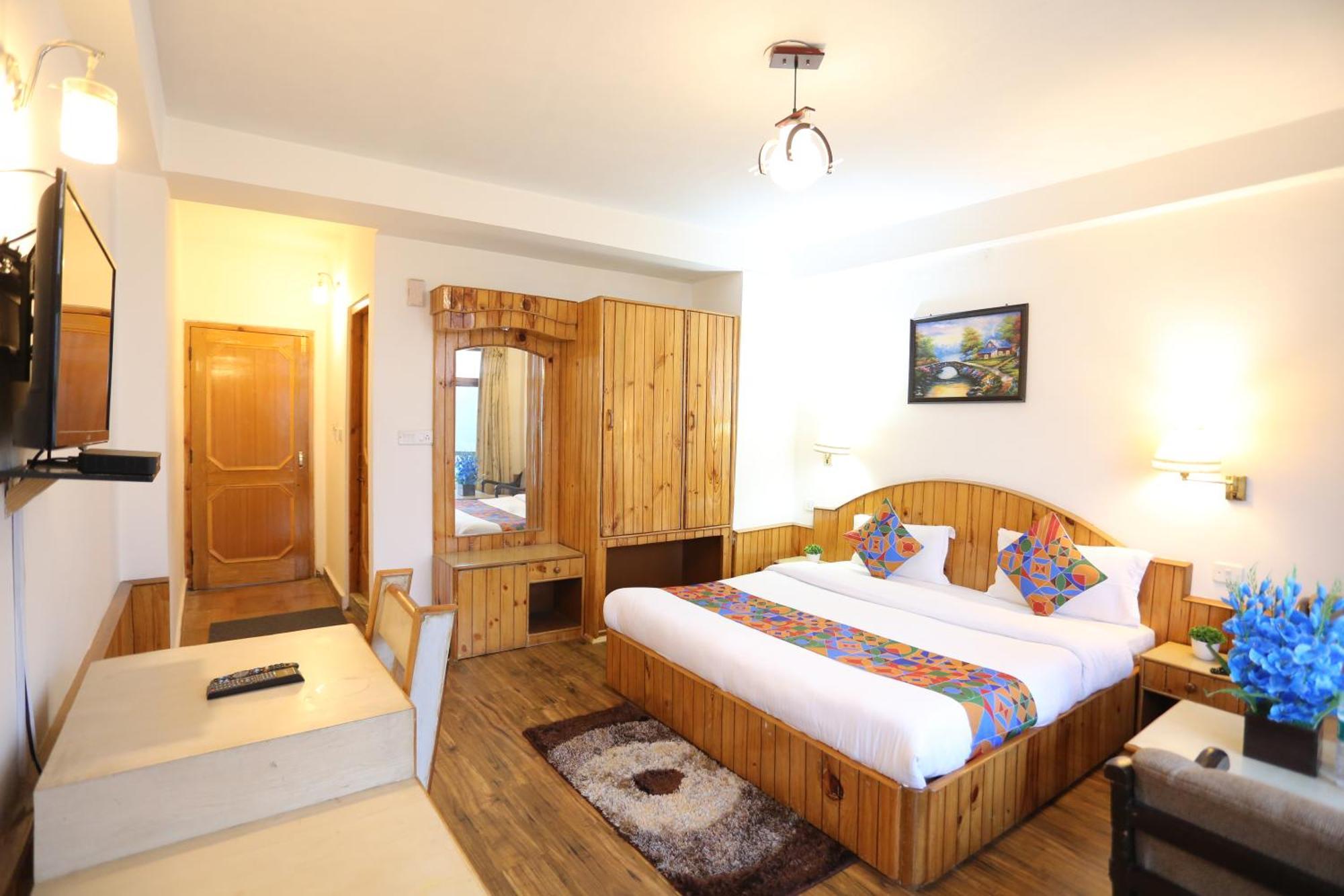 Hotel Surbhi Vashist Buitenkant foto