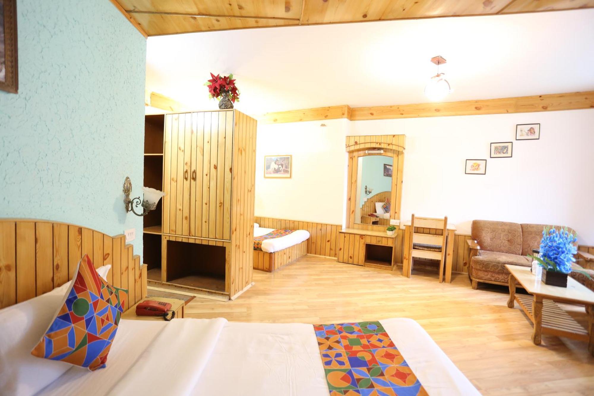 Hotel Surbhi Vashist Buitenkant foto