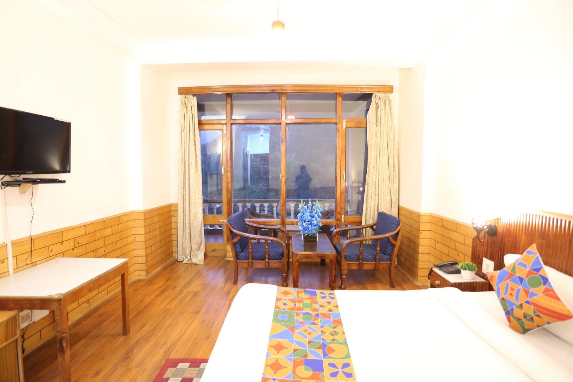 Hotel Surbhi Vashist Buitenkant foto