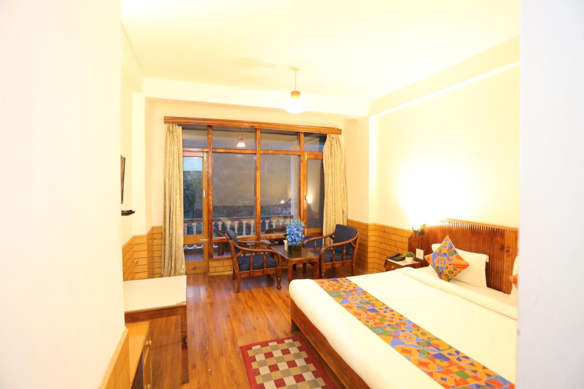 Hotel Surbhi Vashist Buitenkant foto